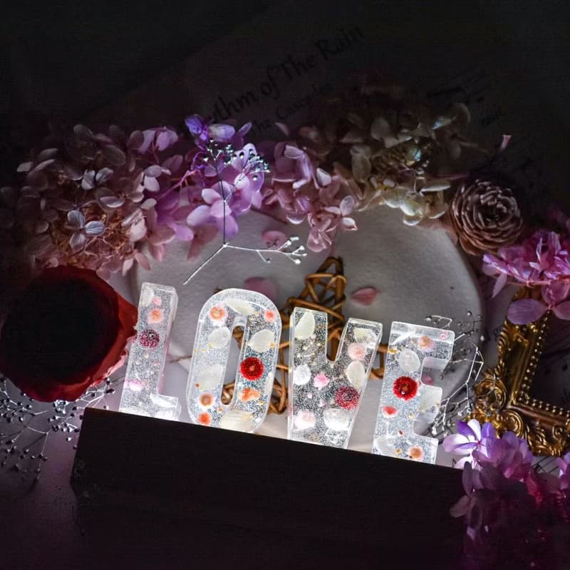 夜闌猶翦燈花弄 Love晶漾花燈座組