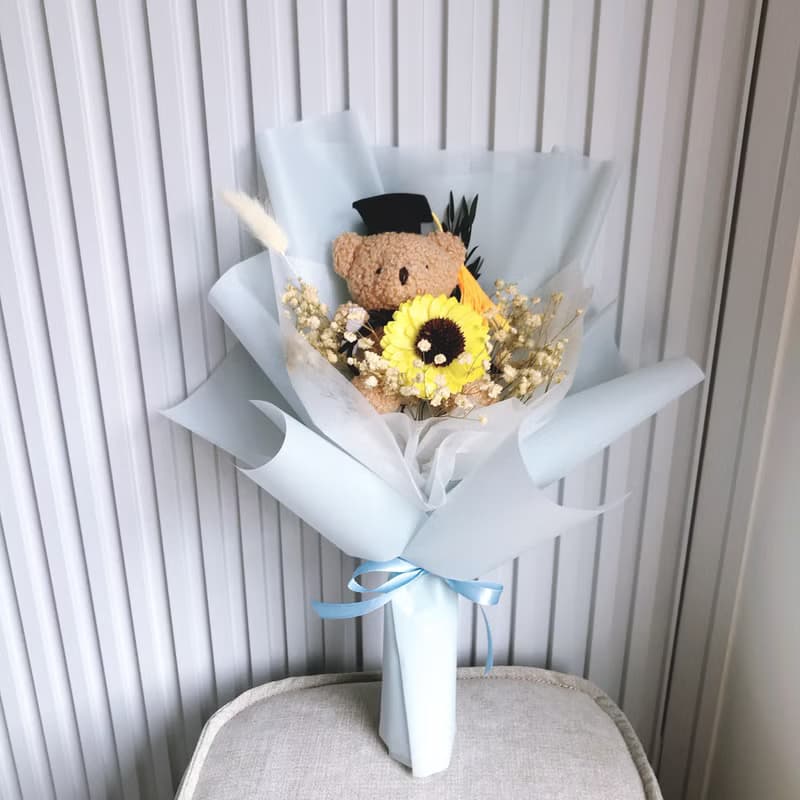 畢業花束-向日葵大型熊熊花束。乾燥花束。向日葵花束。生日花束