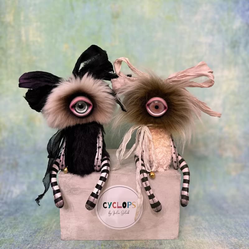 Black orchid cyclops - girl _ MADE-TO-ORDER!