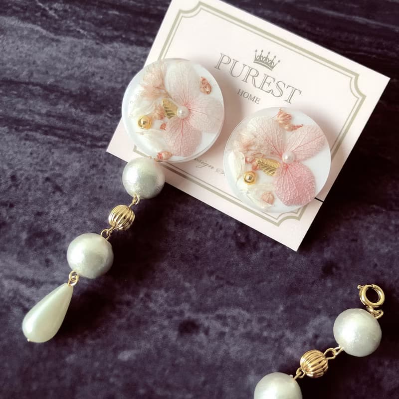PUREST HOME 典雅女神の棉珍珠不凋花(可拆式)垂墜耳環/附禮盒