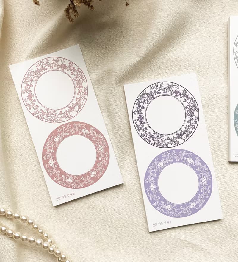 Vintage Dinnerware Style Round Frame Memo Pad