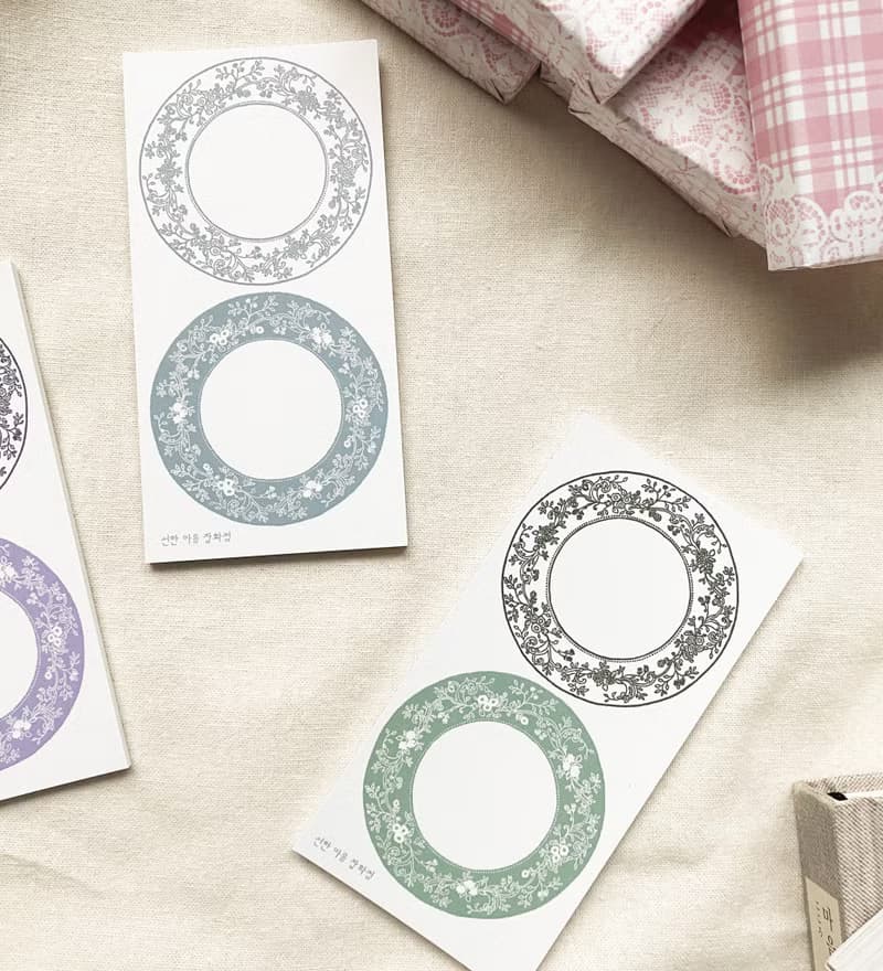 Vintage Dinnerware Style Round Frame Memo Pad
