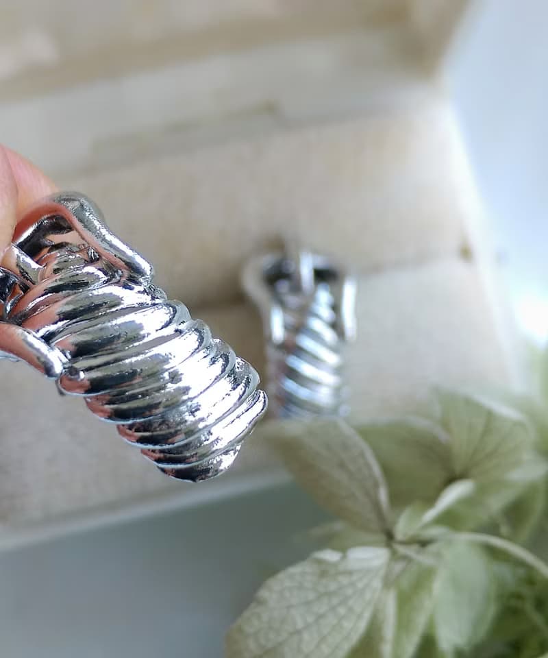 Vintage Jewelry 西洋古董飾品 銀色調  皮帶扣造型 針式耳環