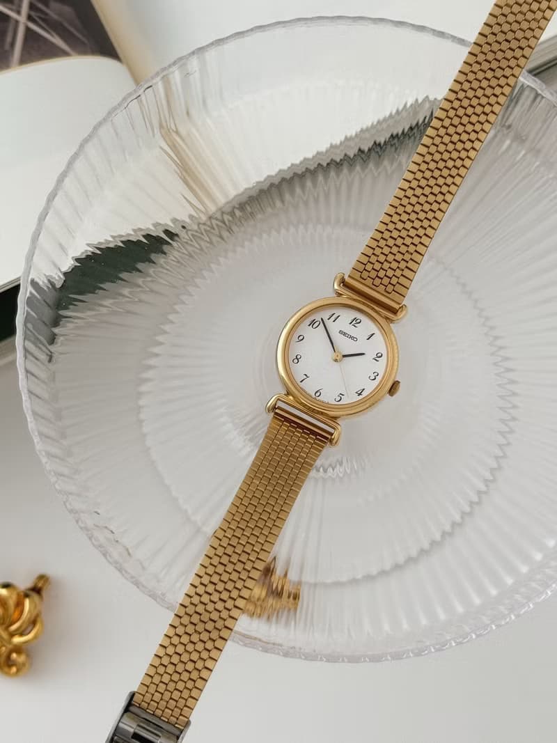 Vintage Seiko Gold Tone Bracelet Watch
