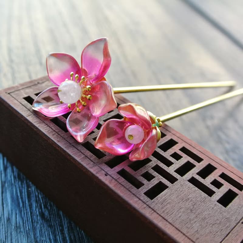含苞。花開髮簪(紫紅+金粉款)