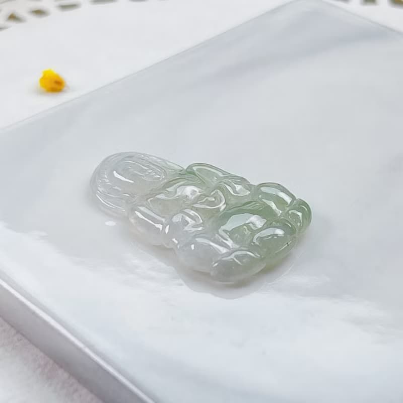 冰種飄綠翡翠觀音菩薩項鍊 | 天然緬甸玉翡翠A貨 | 送禮