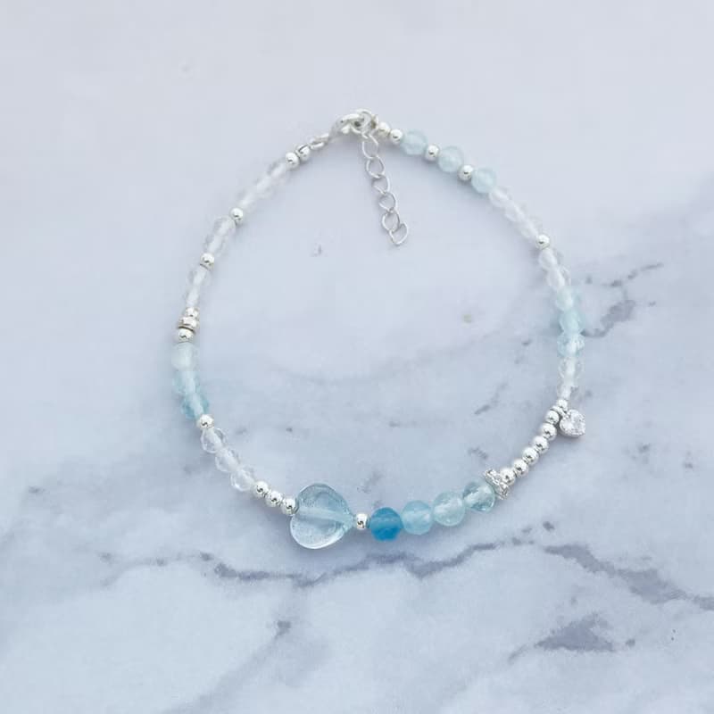 【水晶手串】海藍寶 |白水晶x愛心 天然水晶手鍊