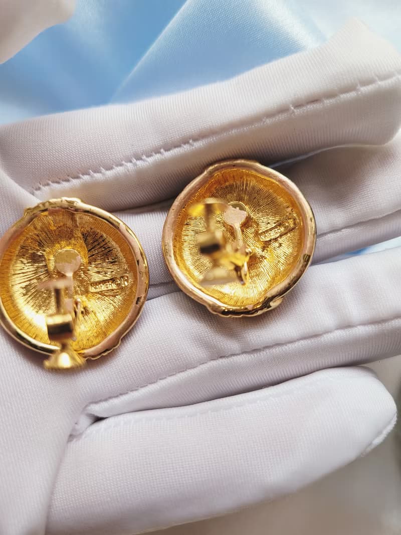 美國西洋古董飾品/NAPIER金色流線黑琺瑯夾式耳環/古著首飾