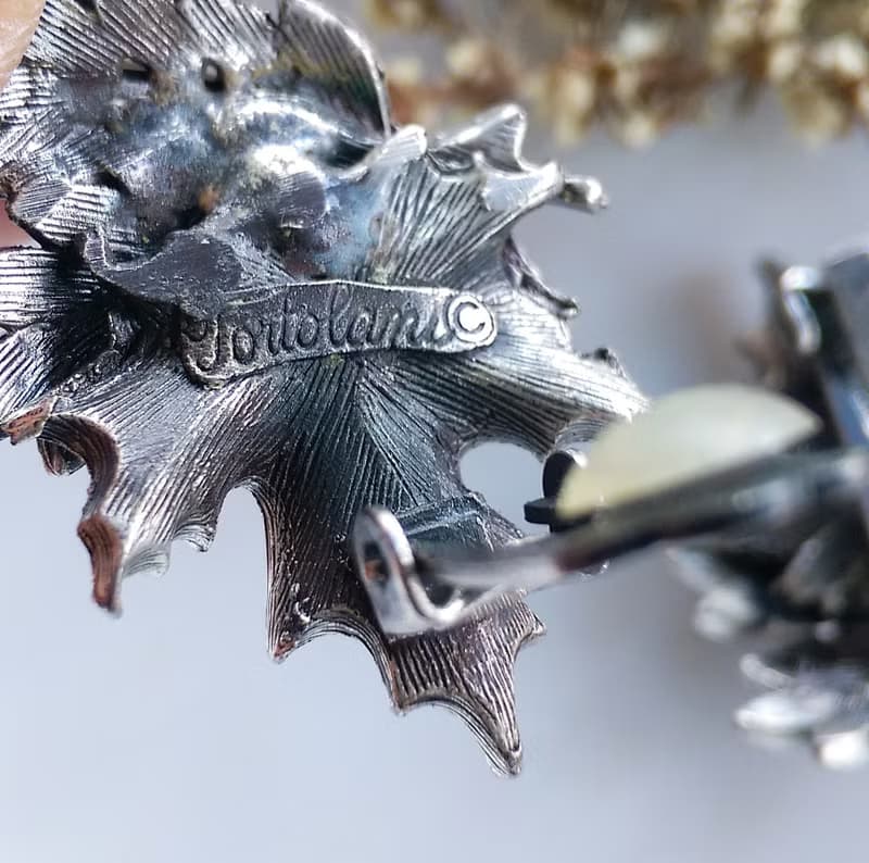 Vintage Jewelry 西洋古董飾品 Tortolani 銀色調 葉子 夾式耳環