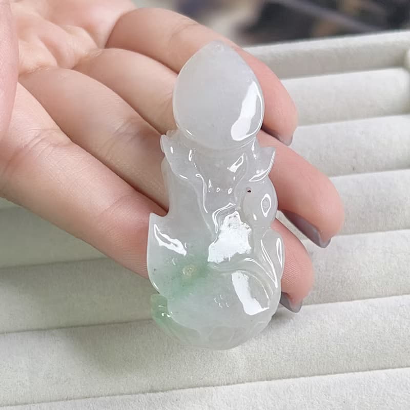 冰種飄綠翡翠寶瓶觀音菩薩 | 天然緬甸玉翡翠A貨 | 送禮