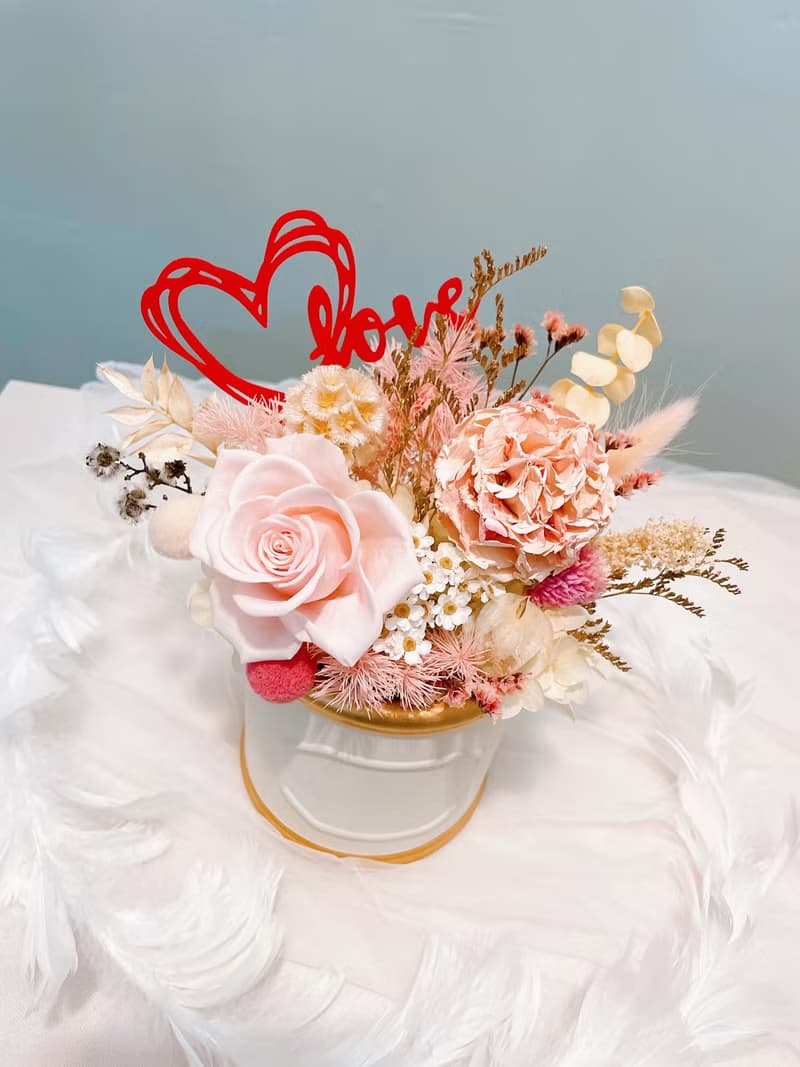 Miss。花謎 【草莓拿鐵】粉紅 永生桌花 盆花 擴香 情人節 母親節