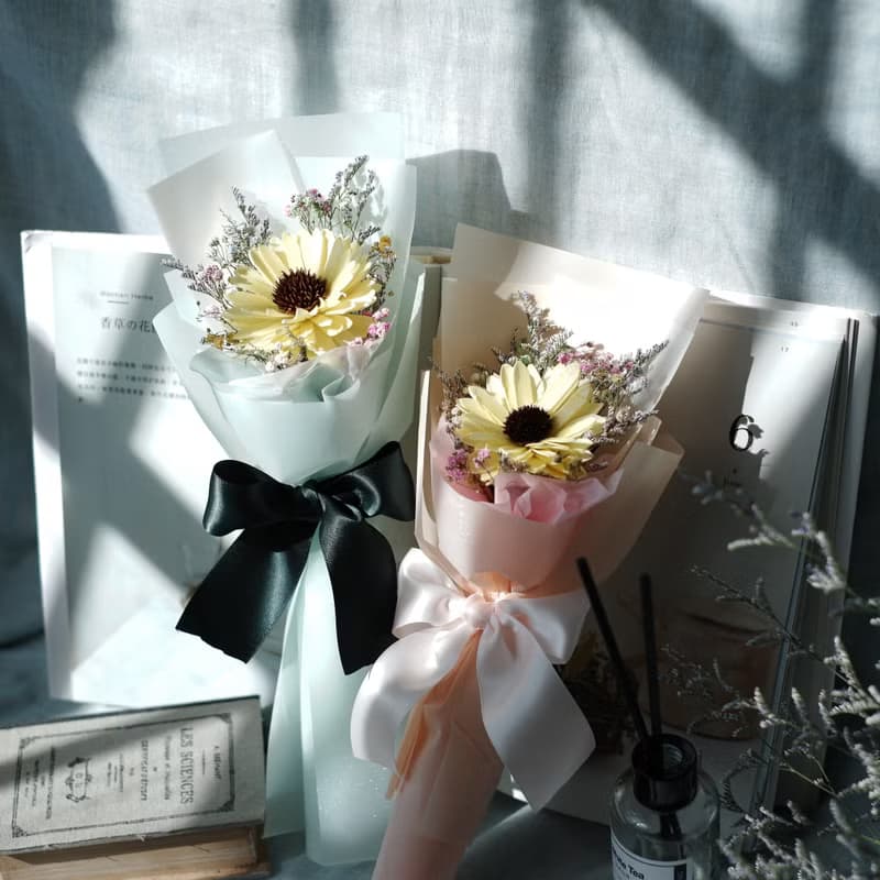 未完待續 | 向日葵 乾燥花 畢業花束  現貨+預購  綠包裝下單區