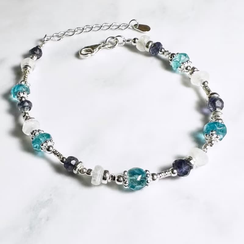 藍珊瑚中的精靈-堇青石.磷灰石.月光石設計款雙鍊手鍊
