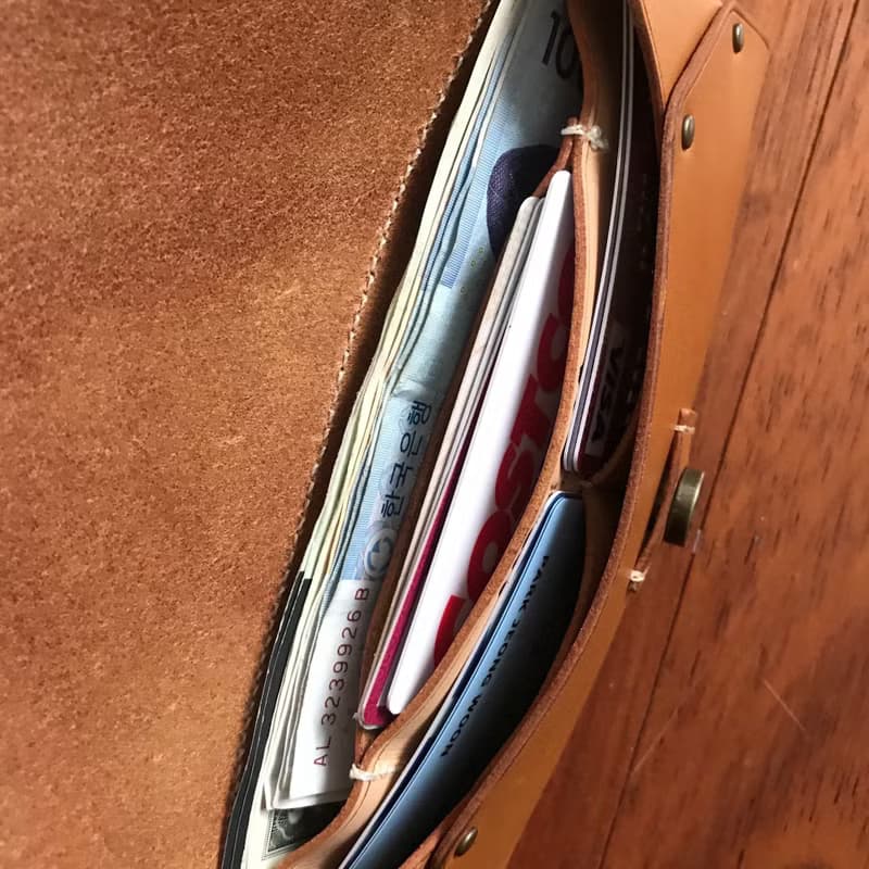 zipper wallet - brown
