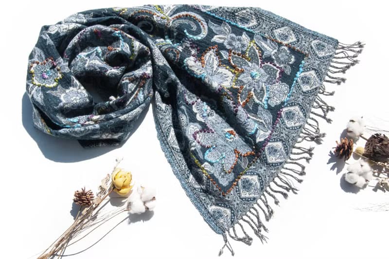 喀什米爾Cashmere/水煮羊毛披肩/針織圍巾/刺繡圍巾/羊絨披巾-花