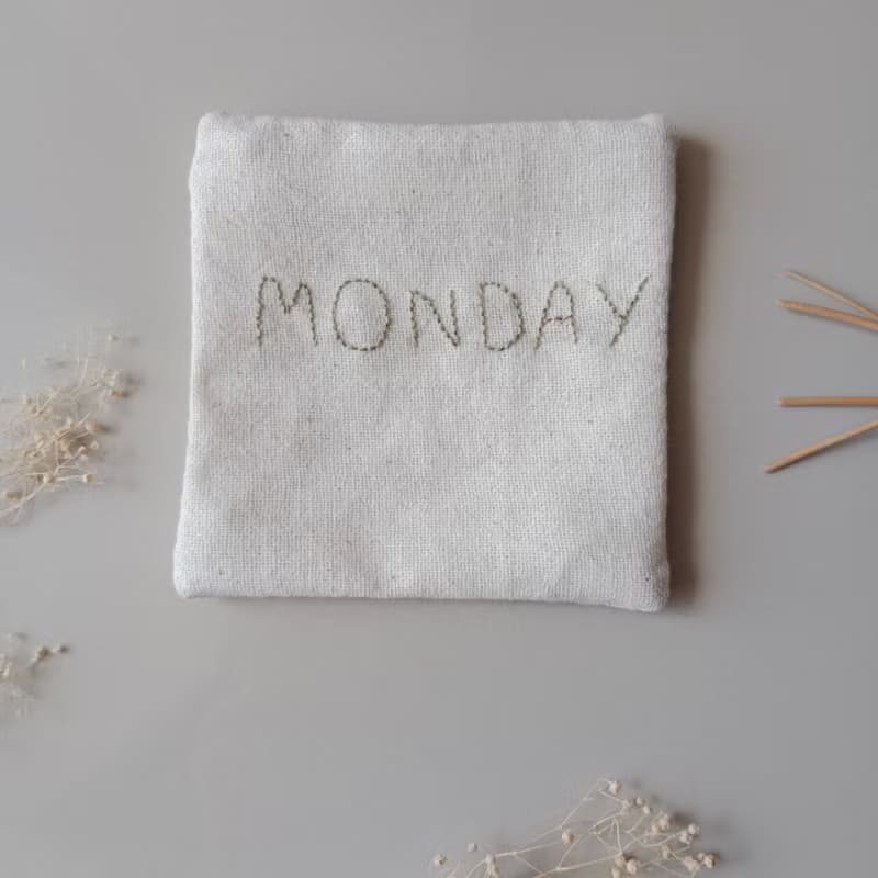 Work hard coaster set hand embroidered 4 PCS different.