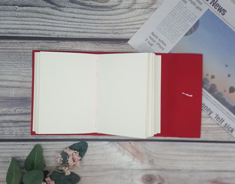 Daisy Mixed Stitching Journal - Imperial Red
