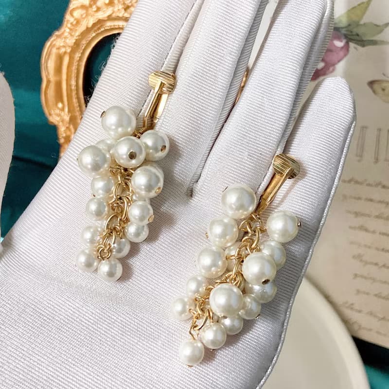 【西洋古董飾品】Emmons 優美大小果實珍珠串 晃動不規則 耳環耳