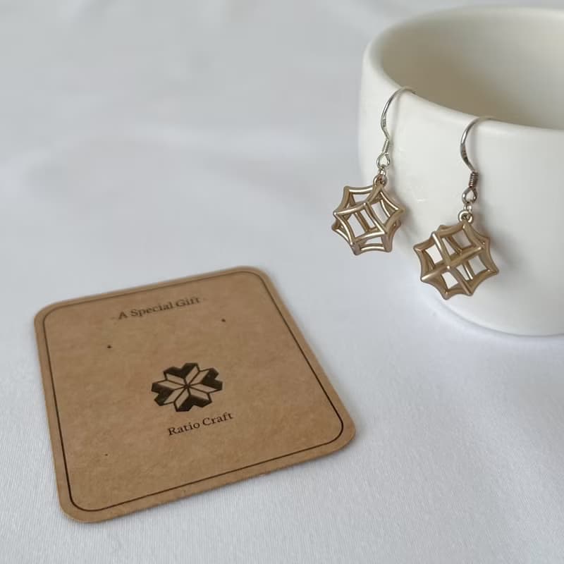 【O34a】幾何耳飾 鏤空圓管 晶格 樹脂 金屬色系