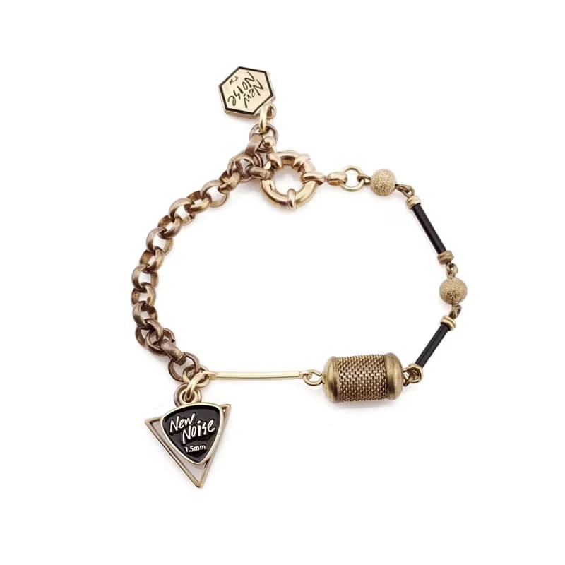 在水裡唱歌手鍊 Singing on the water bracelet