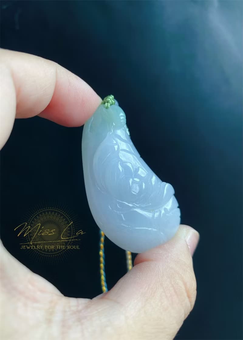天然緬甸玉 翡翠蓮花吊墜 手工雕 禮物 天然 項鍊 出淤泥而不染