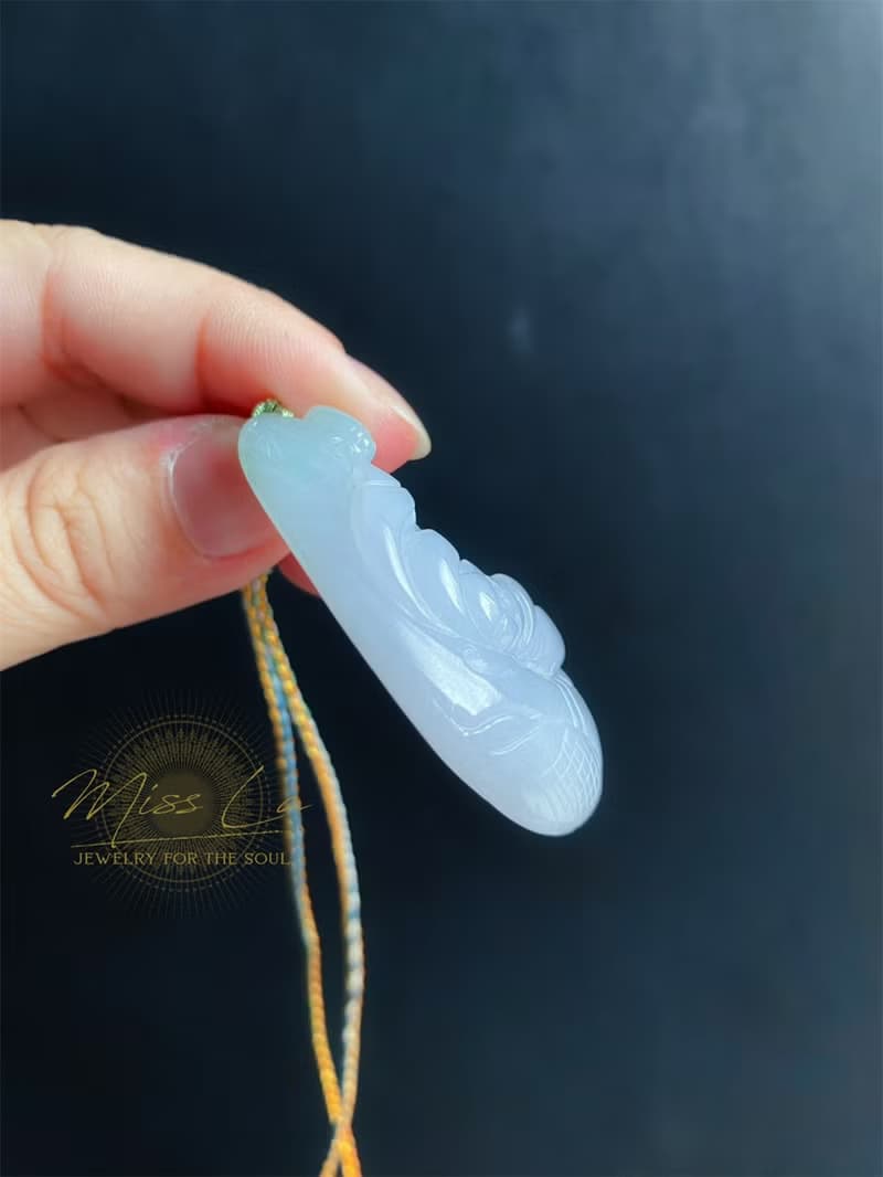 天然緬甸玉 翡翠蓮花吊墜 手工雕 禮物 天然 項鍊 出淤泥而不染