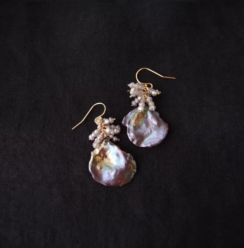 【K14gf】BIG Petal Pearl Earrings Labradorite 【ice gray】