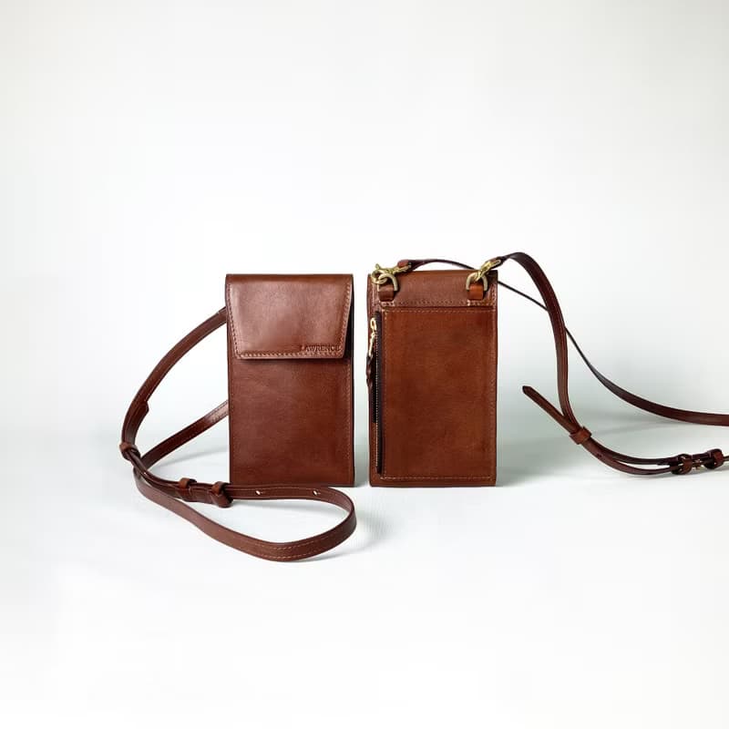 棕色義大利植鞣革牛皮手機小包 生日情人節禮物