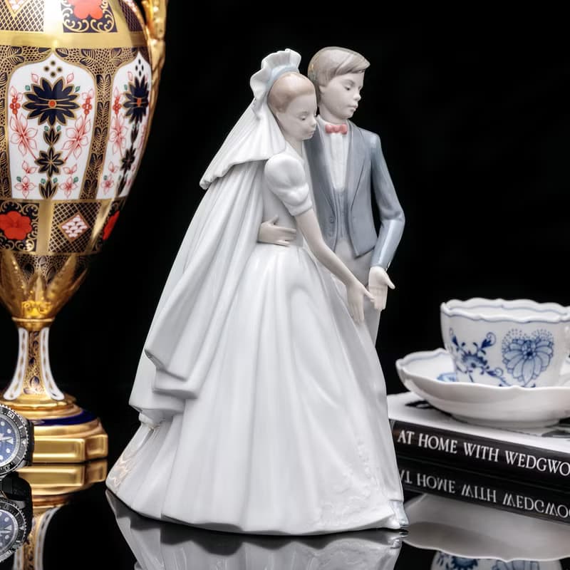 西班牙Lladro NAO雅緻1996結婚陶瓷娃娃瓷偶情人擺飾婚禮進行曲