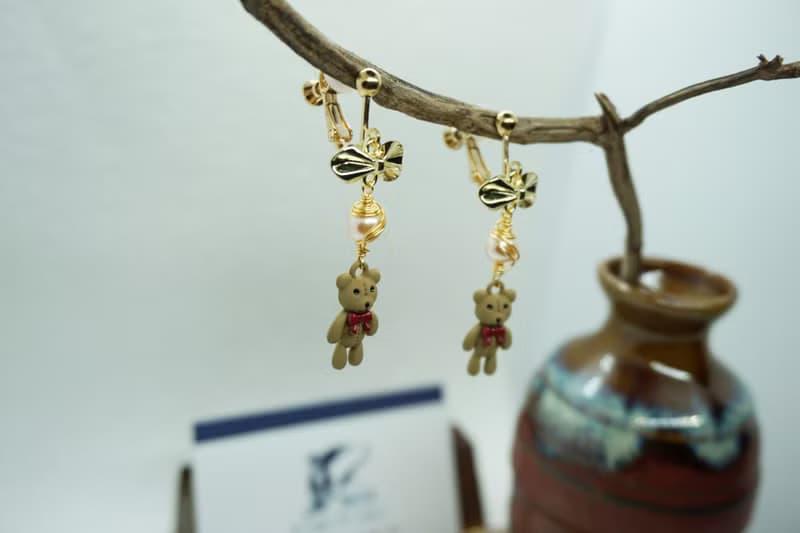 飛機耳 / 原創耳飾 x 金屬線創作 / 【少女熊可愛 - 螺旋耳夾版】