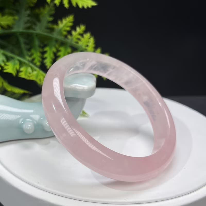 淺色粉晶手镯 60+MM 玫瑰水晶冰飄星光石英女手環 助人緣增強魅力