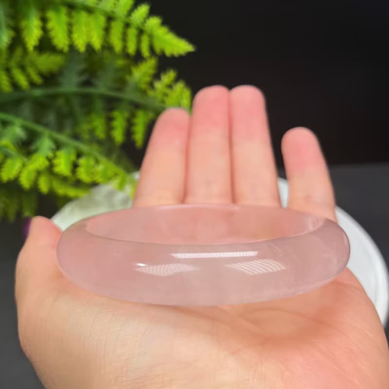 淺色粉晶手镯 60+MM 玫瑰水晶冰飄星光石英女手環 助人緣增強魅力