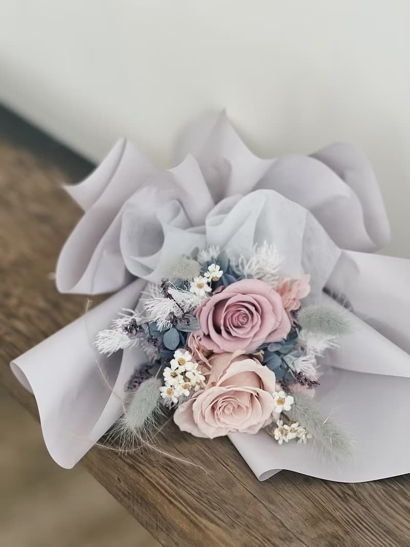 【永生玫瑰花花束】• 情人節/永生玫瑰花/永生玫瑰花花束/玫瑰花