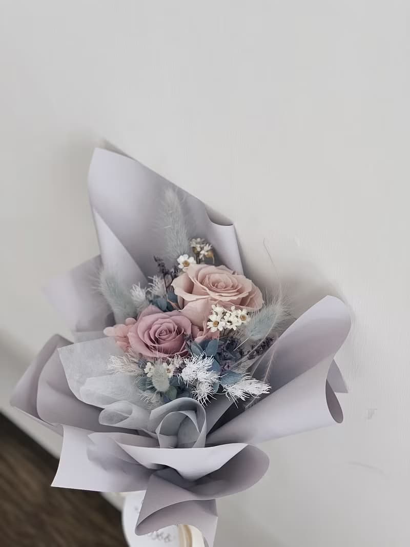 【永生玫瑰花花束】• 情人節/永生玫瑰花/永生玫瑰花花束/玫瑰花