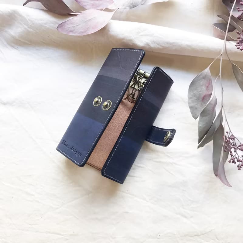 植鞣革牛皮_平口扣條鑰匙套_灰藍漸層薰衣草紫