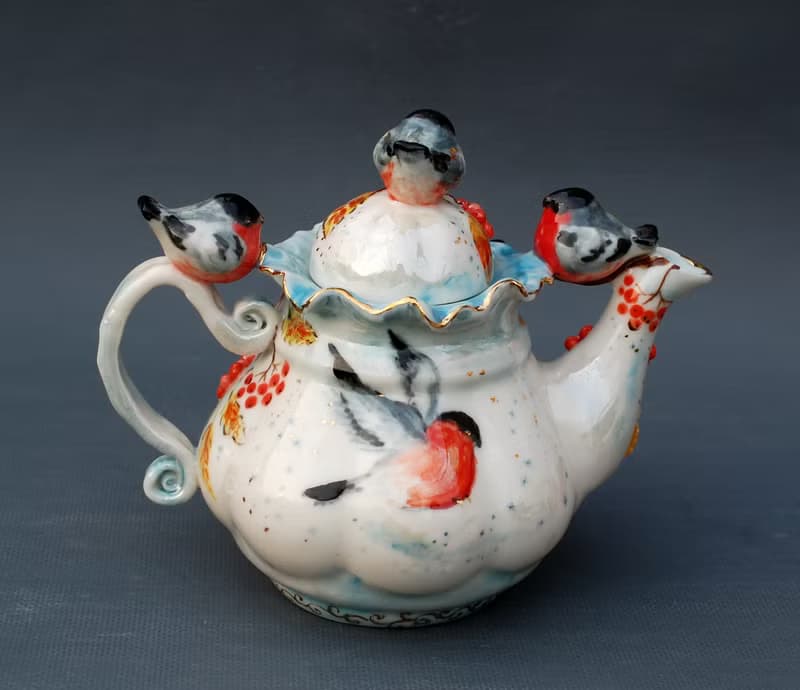 Porcelain Art teapot Birds figurines Rowan berries Bullfinch Sculpture 美麗的茶壺