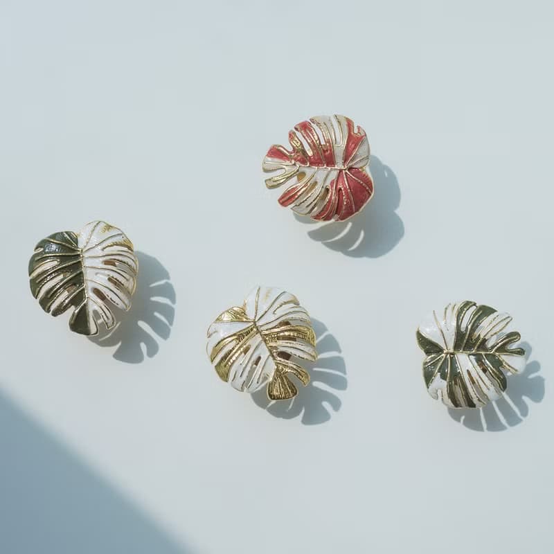 Monstera 龜背芋 * 植物系別針