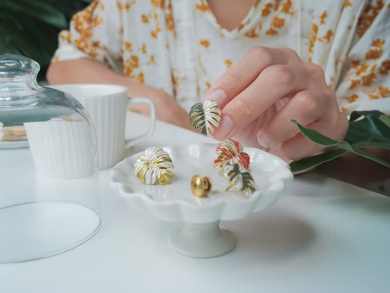 Monstera 龜背芋 * 植物系別針