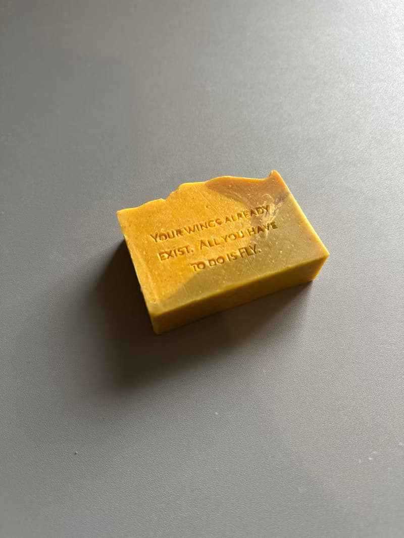 展翅高飛燕麥可可保濕 手工皂 Rosarita house 羅莎瑞塔
