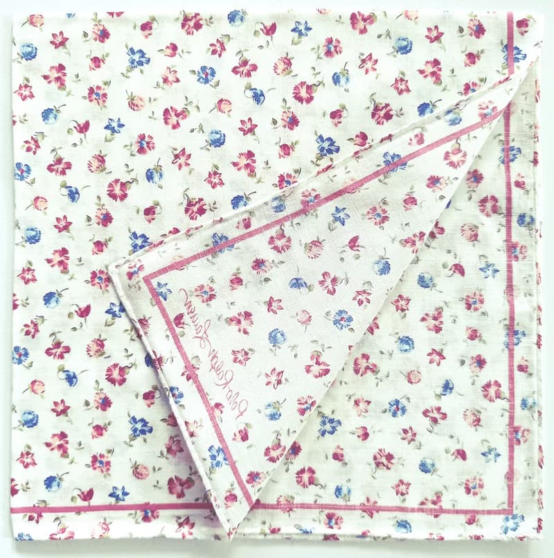 Ralph Lauren Vintage Handkerchief Floral 19.5 x 19.5 inches.