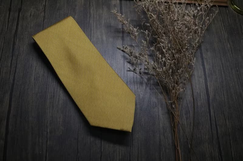 黃色細條紋百分百真絲領帶商務紳士necktie