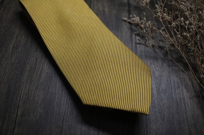 黃色細條紋百分百真絲領帶商務紳士necktie