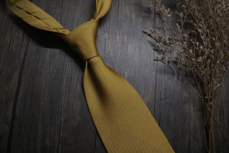 黃色細條紋百分百真絲領帶商務紳士necktie