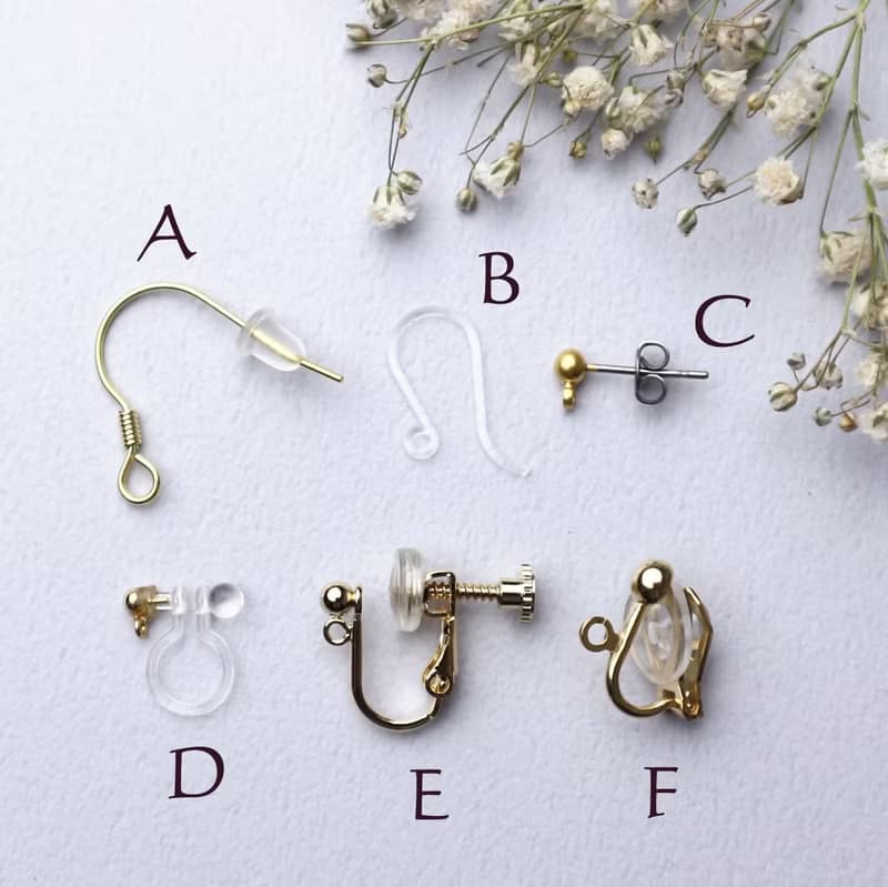 Beaded Ball Earrings/ビーズボールのイヤリング・ピアス　クリア