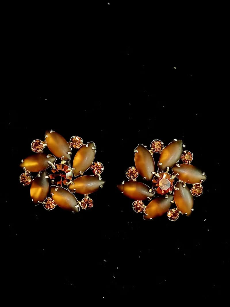 vintage jewelry  古董棕色霧感萊茵花卉夾式耳環