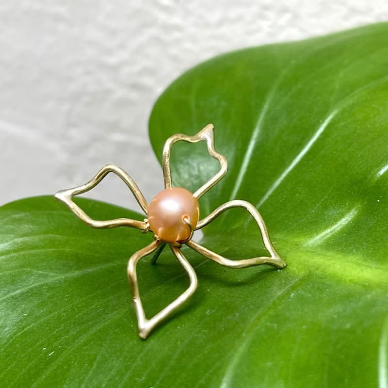 老林雜貨 | 四瓣花珍珠耳環 (針式 / 夾式)