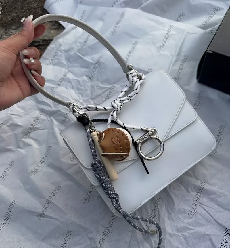 中古包 Celine思琳 超級罕有奶白色馬蹄銀扣迷你雙子星
