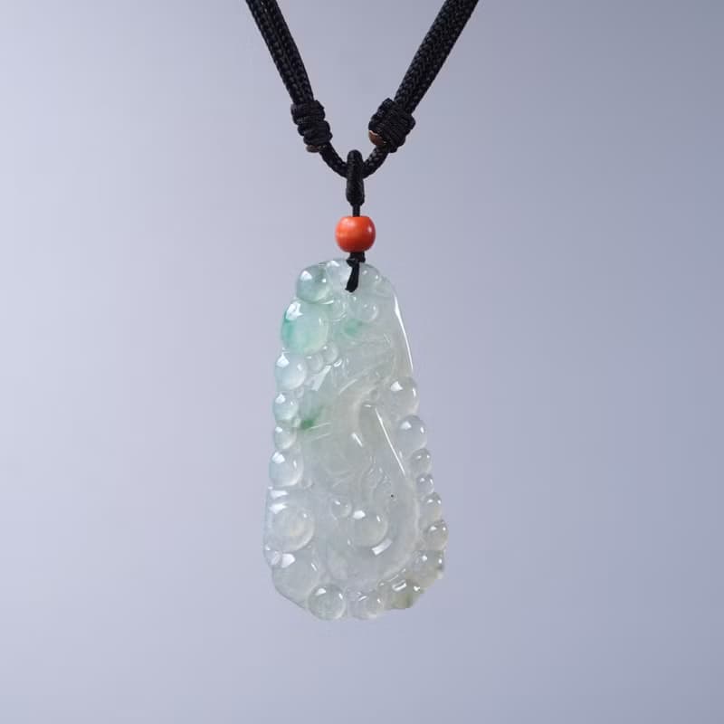 冰種飄綠花翡翠懷古龍牌項鍊 | 天然緬甸玉翡翠A貨 | 送禮