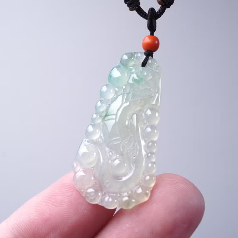 冰種飄綠花翡翠懷古龍牌項鍊 | 天然緬甸玉翡翠A貨 | 送禮
