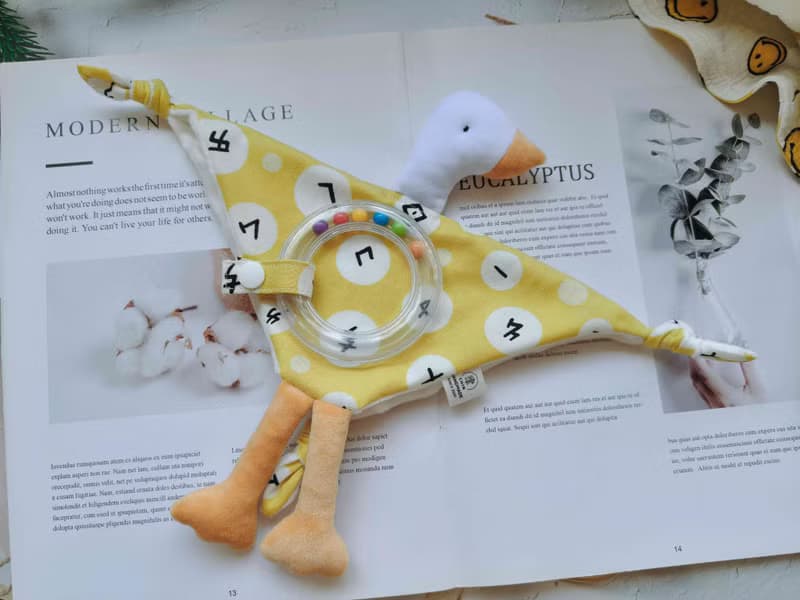 津Handmade 彌月禮盒/鴨鴨安撫巾/圍兜/注音印花